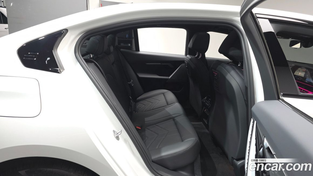 BMW 5-Series 520i M Sport, 2026