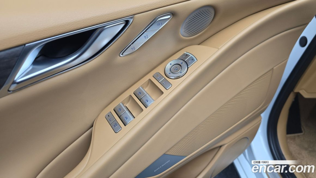 Genesis G80 Gasoline 2.5 Turbo AWD, 2025