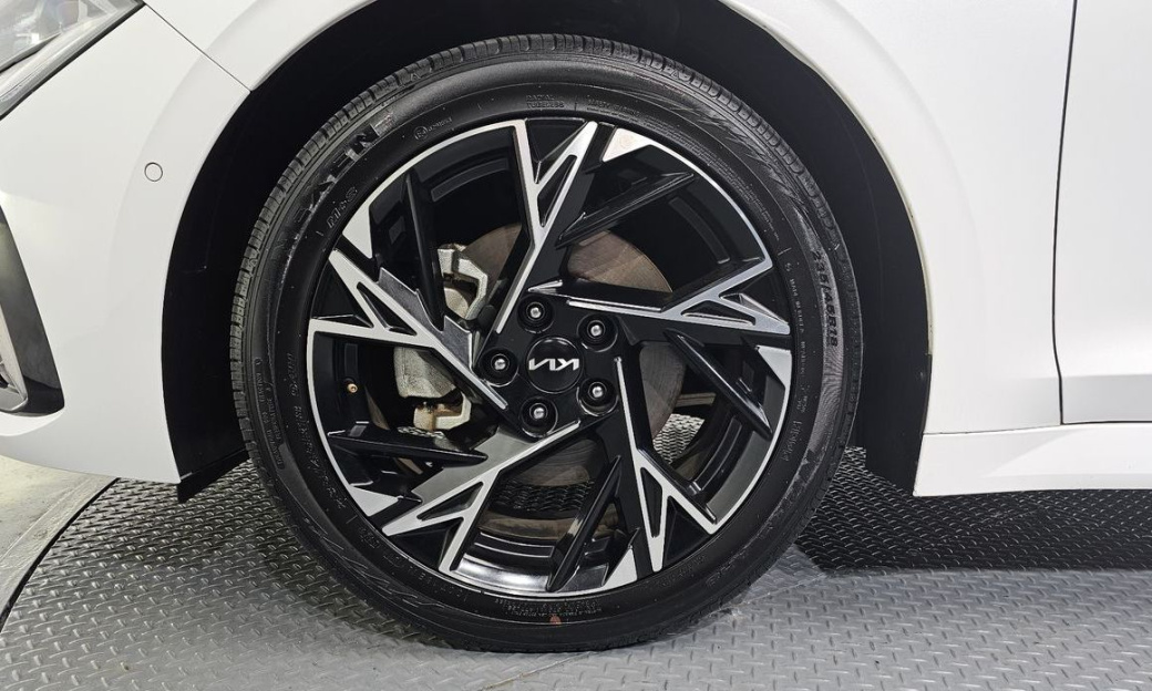 Kia K5 2.0, 2024