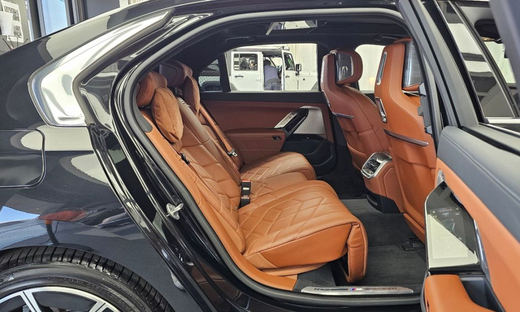 BMW 7-Series 740i xDrive M Sport, 2024