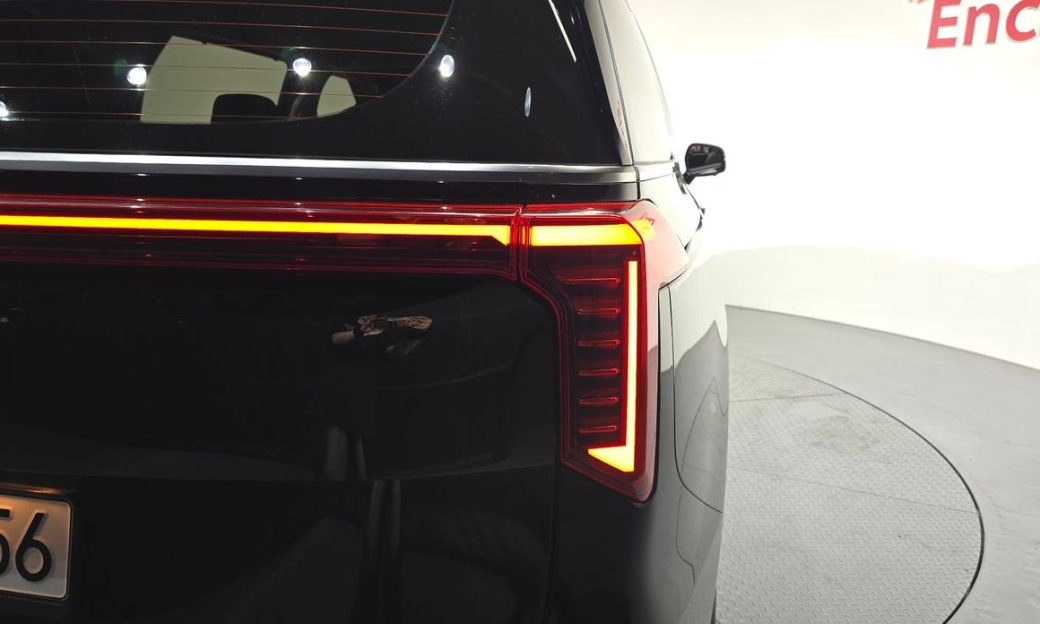 Kia Carnival 9-Seater Noblesse, 2024