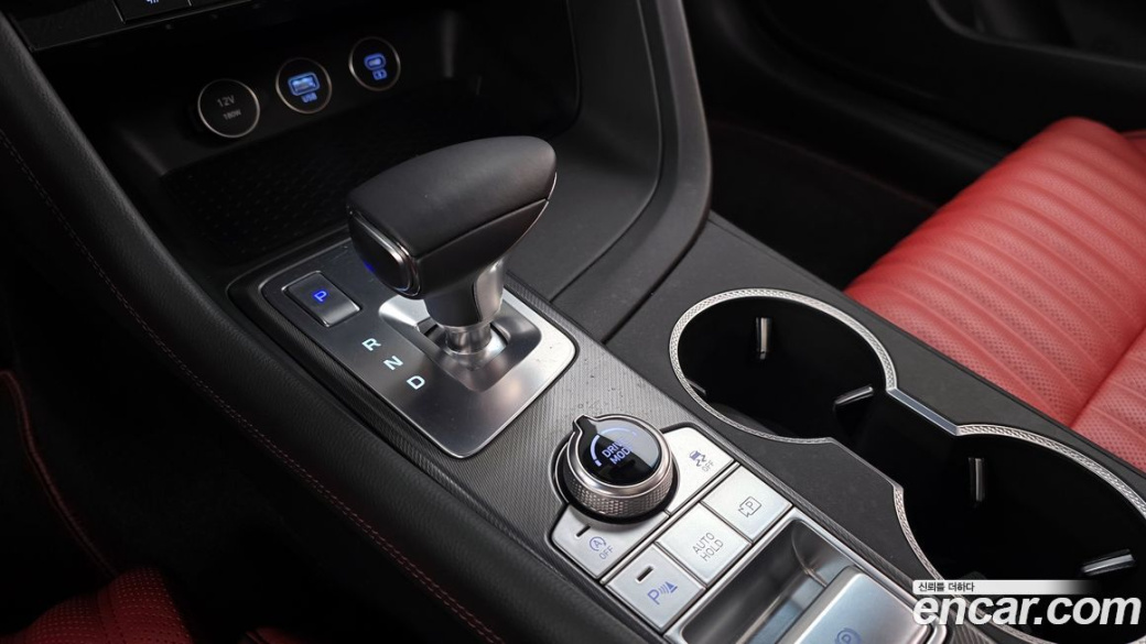 Genesis G70 Gasoline 2.5T 2WD, 2024