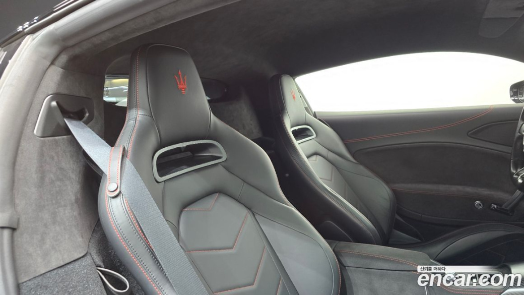 Maserati MC20 3.0 V6, 2022