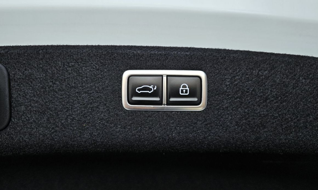 Genesis G80 Gasoline 2.5 Turbo AWD, 2025