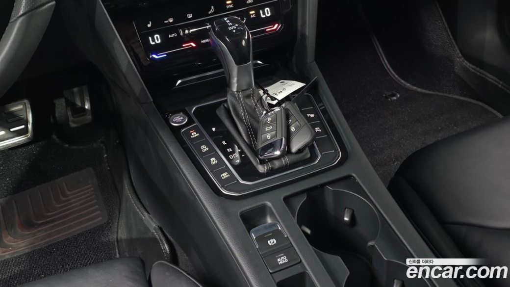 Volkswagen Arteon 2.0 TDI R-LIINE 4Motion, 2022
