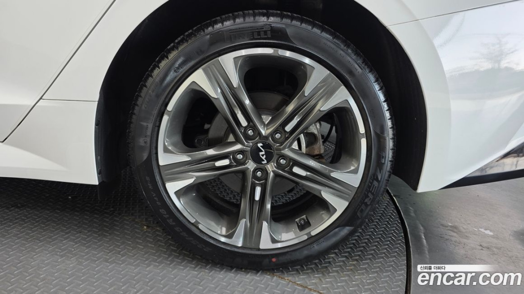 Kia K5 2.0, 2023