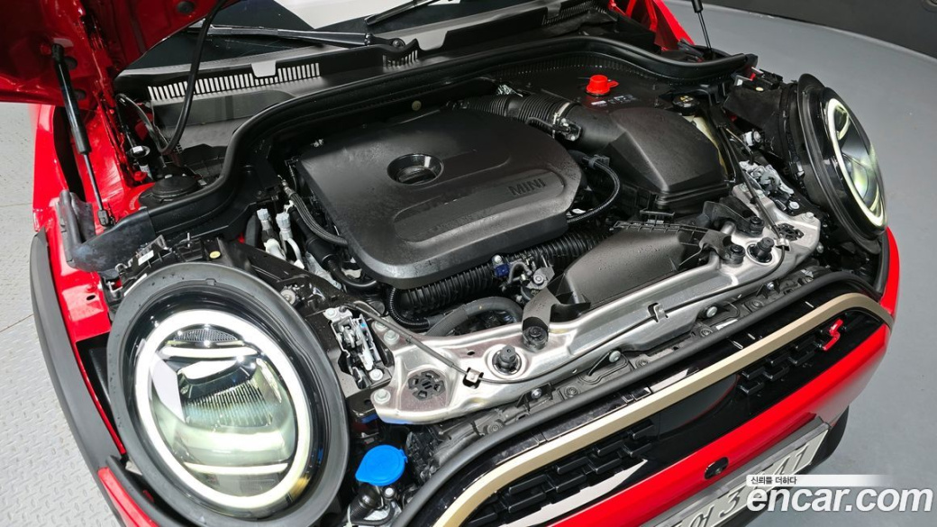 Mini Cooper Favoured, 2025
