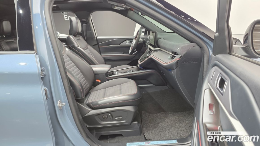 Ford Explorer 2.3 ST-Line 4WD, 2025