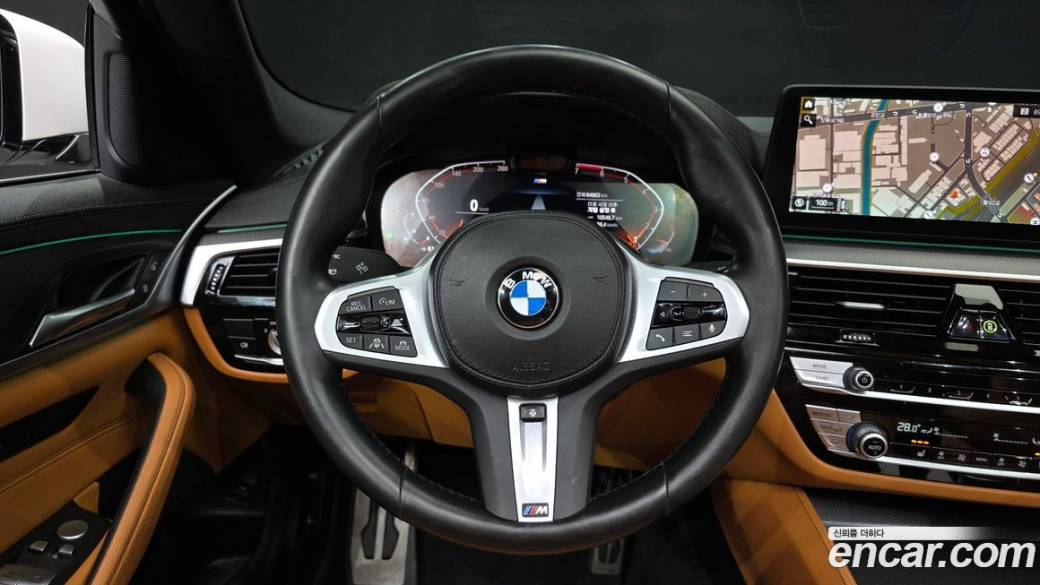 BMW 5-Series 520i M Sport, 2022