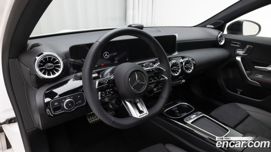 Mercedes-Benz A-Class AMG A45 4MAITC+ Hatchback, 2025