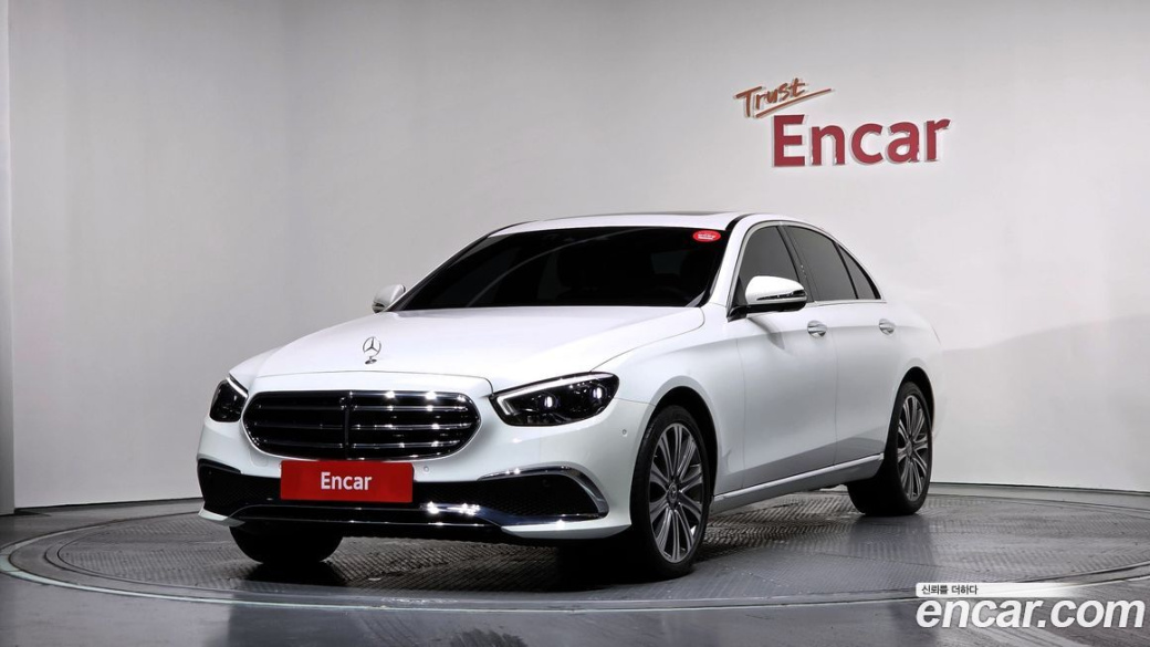 Mercedes-Benz E-Class E350 4MATIC Exclusive, 2023