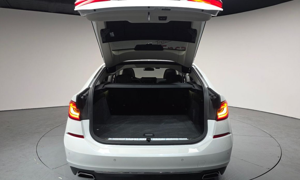 BMW Gran Turismo 620d Luxury, 2023