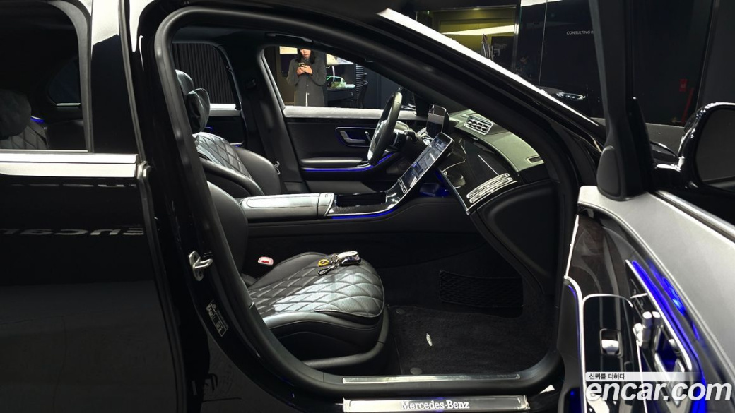 Mercedes-Benz S-Class S500L 4MATIC, 2024