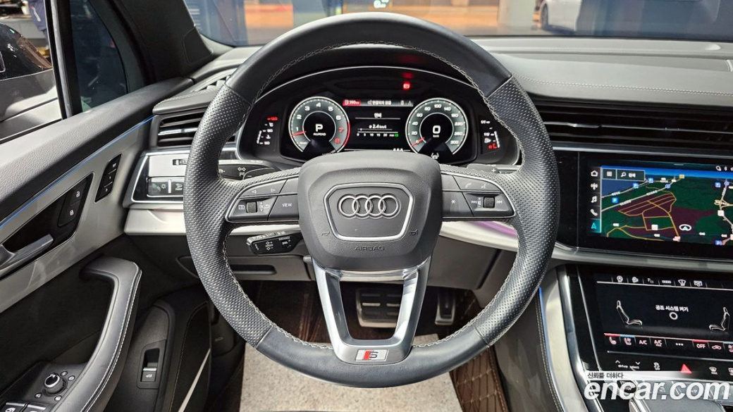 Audi Q7 55 TFSI Quattro Premium, 2023
