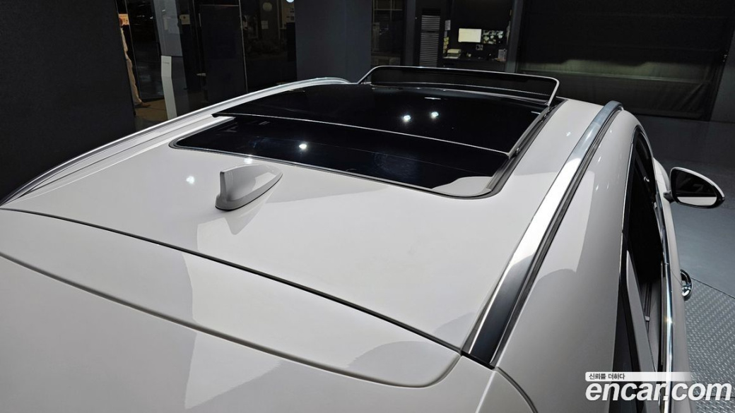 Genesis GV70 2.5T Gasoline AWD, 2025