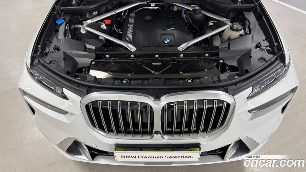 BMW X7 xDrive 40i Design Pure Excellence 6-Seater, 2025