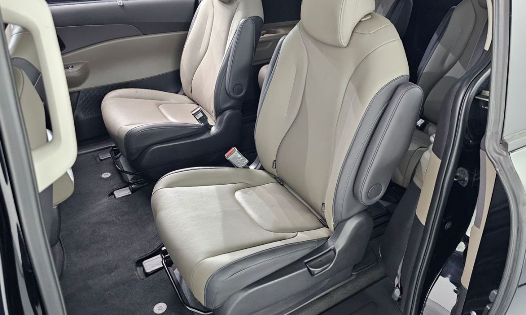 Kia Carnival 9-Seater Noblesse, 2025