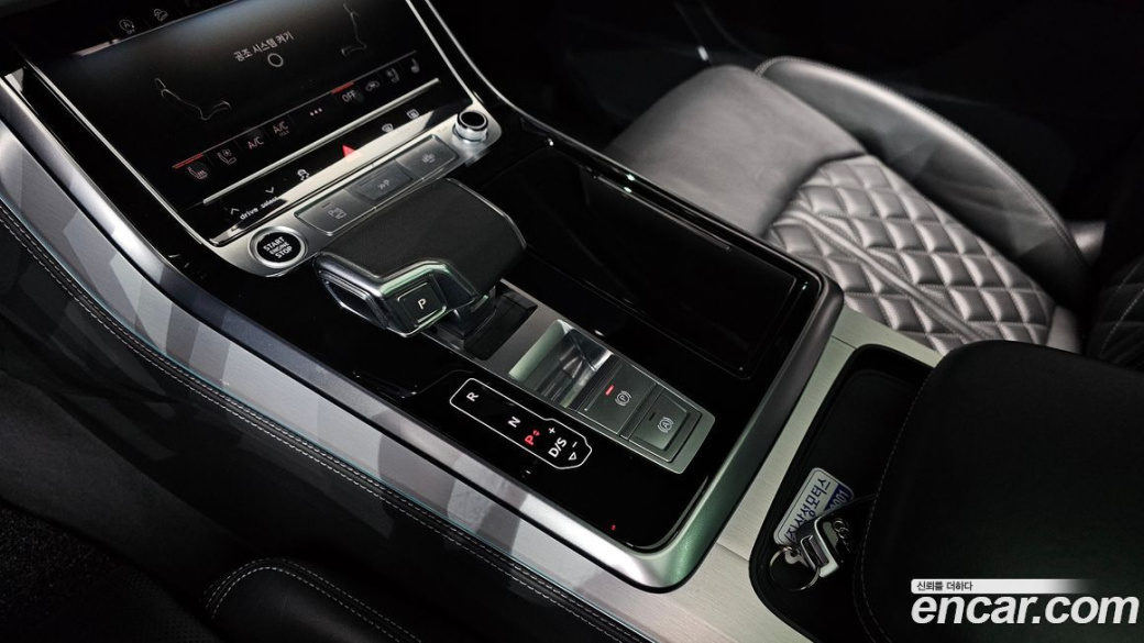 Audi Q7 55 TFSI Quattro Premium, 2022