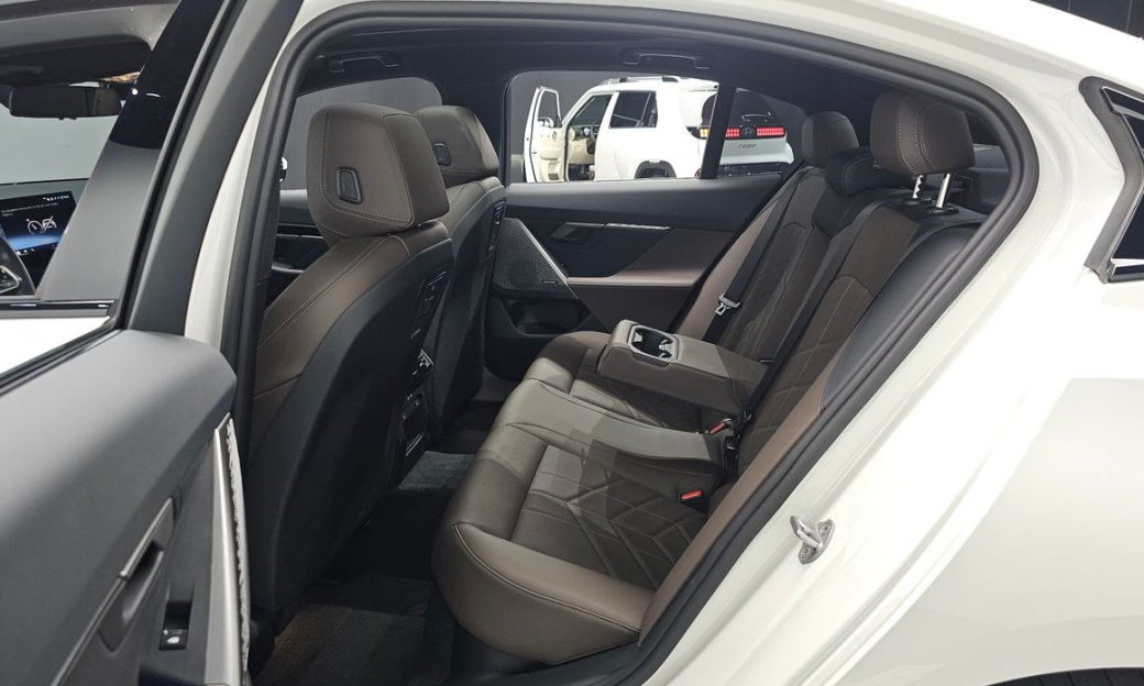 BMW 5-Series 520i M Sport, 2024