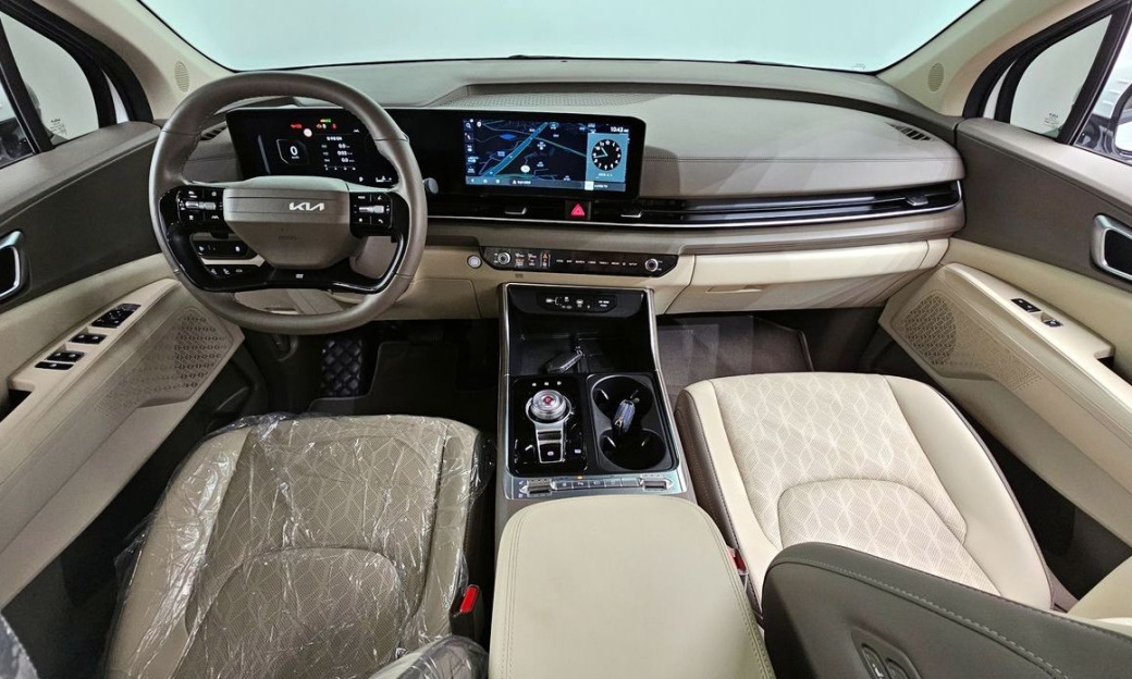 Kia Carnival 9-Seater Noblesse, 2025