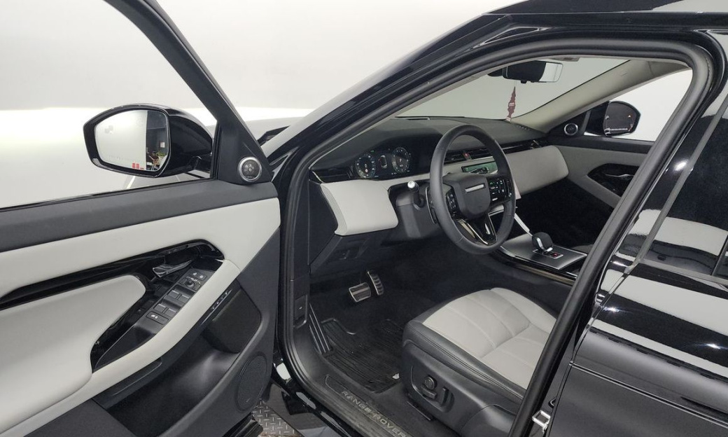 Land Rover Range Rover Evoque P250 Dynamic SE, 2024