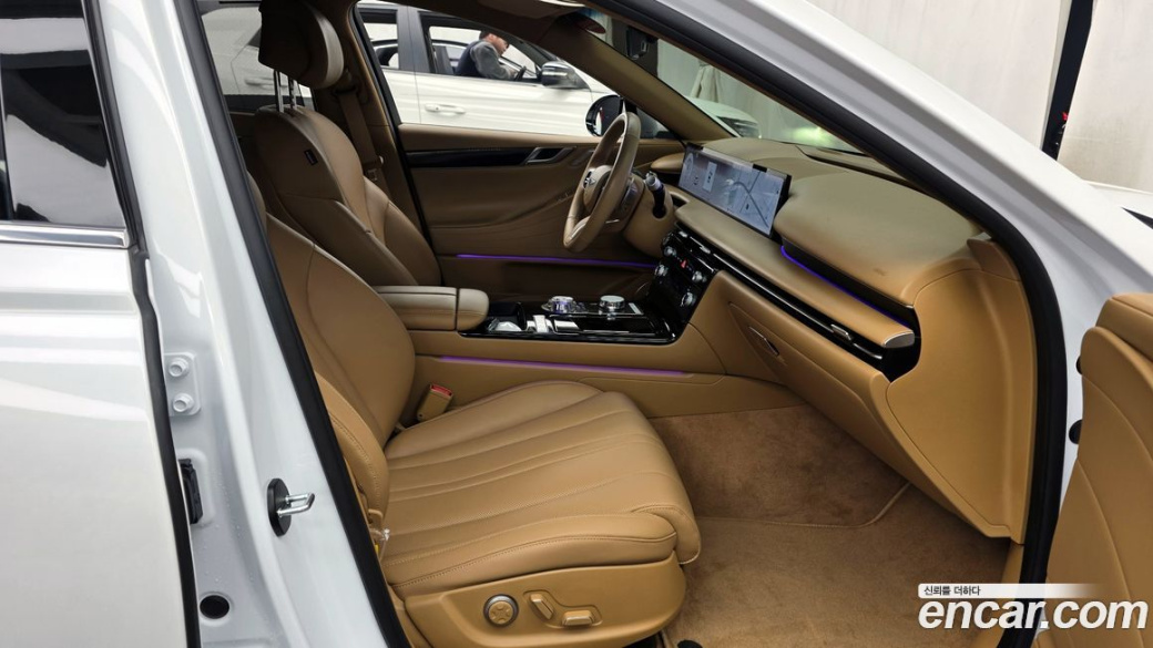 Genesis G80 Gasoline 2.5 Turbo 2WD, 2025