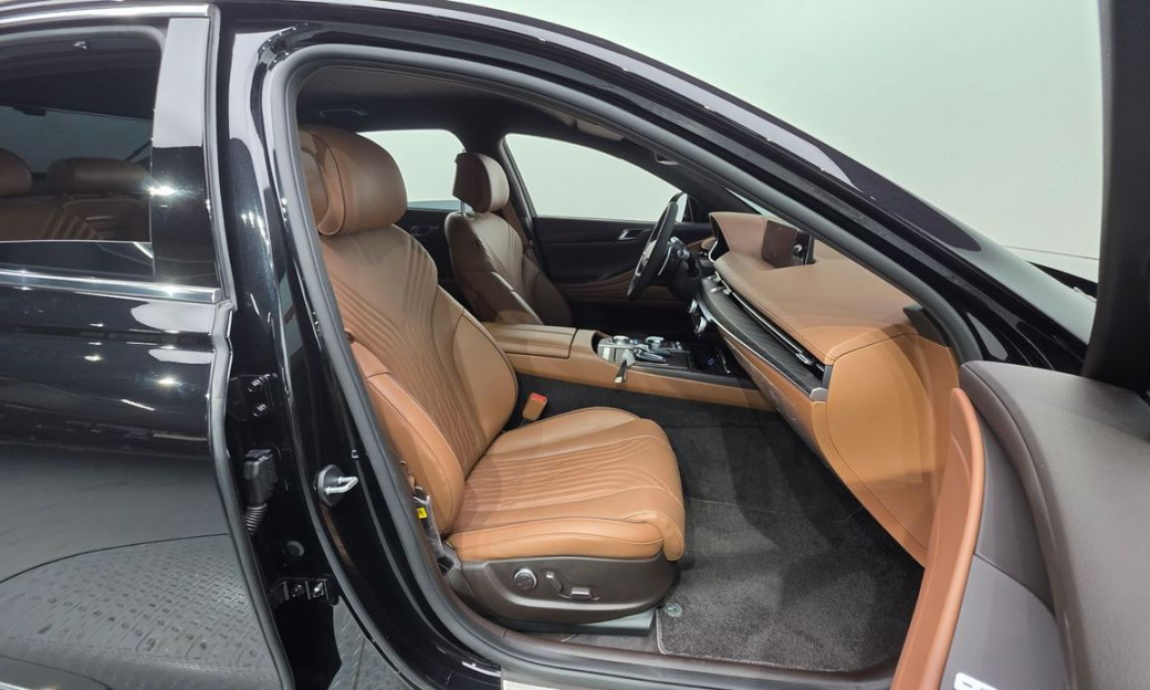 Genesis G80 Gasoline 2.5 Turbo AWD, 2024