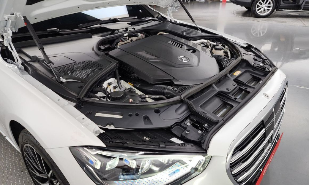Mercedes-Benz S-Class S580L 4MATIC, 2024