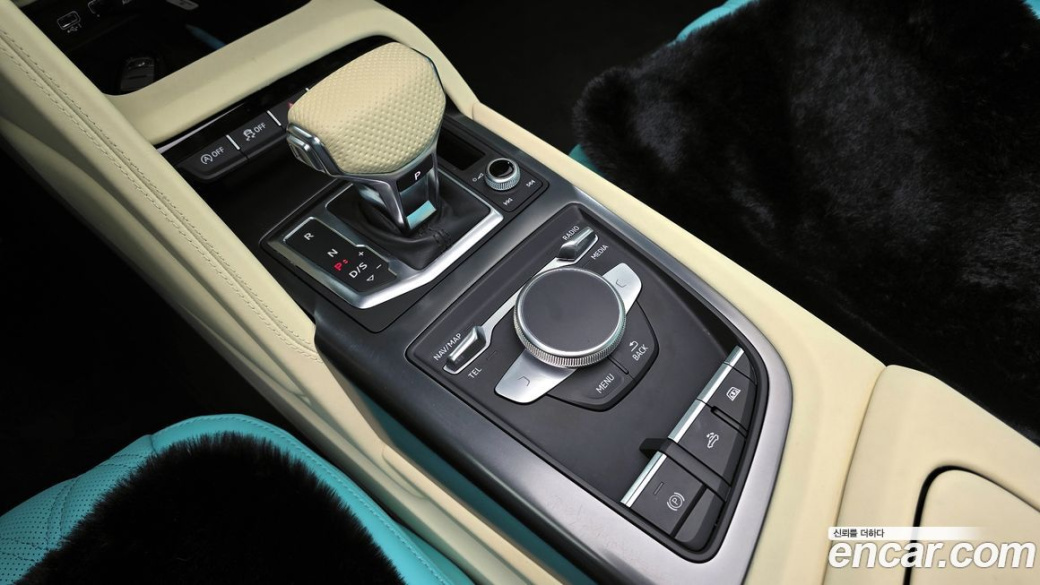 Audi R8 5.2 V10 Spyder, 2021