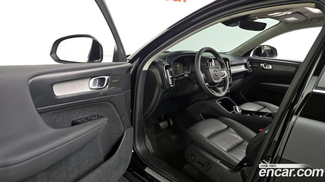 Volvo XC40 B4 Ultimate Bright, 2023