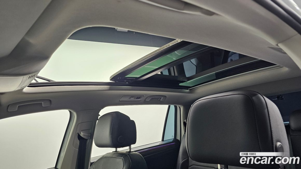 Volkswagen Tiguan 2.0 TSI Prestige, 2023