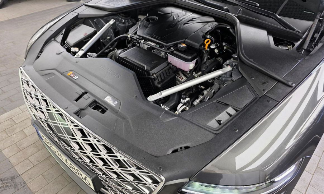 Genesis G80 Gasoline 2.5 Turbo AWD, 2025