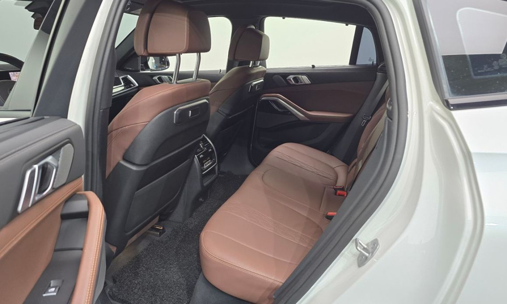 BMW X6 xDrive40i M Sport, 2024