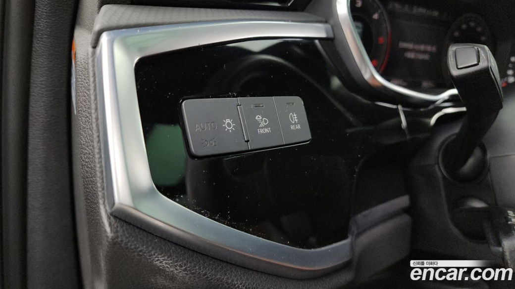 Audi Q3 35 TDI Premium, 2022