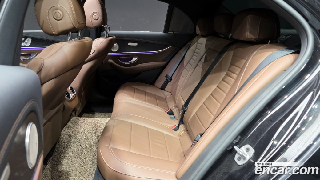 Mercedes-Benz E-Class E250 AMG Line, 2023
