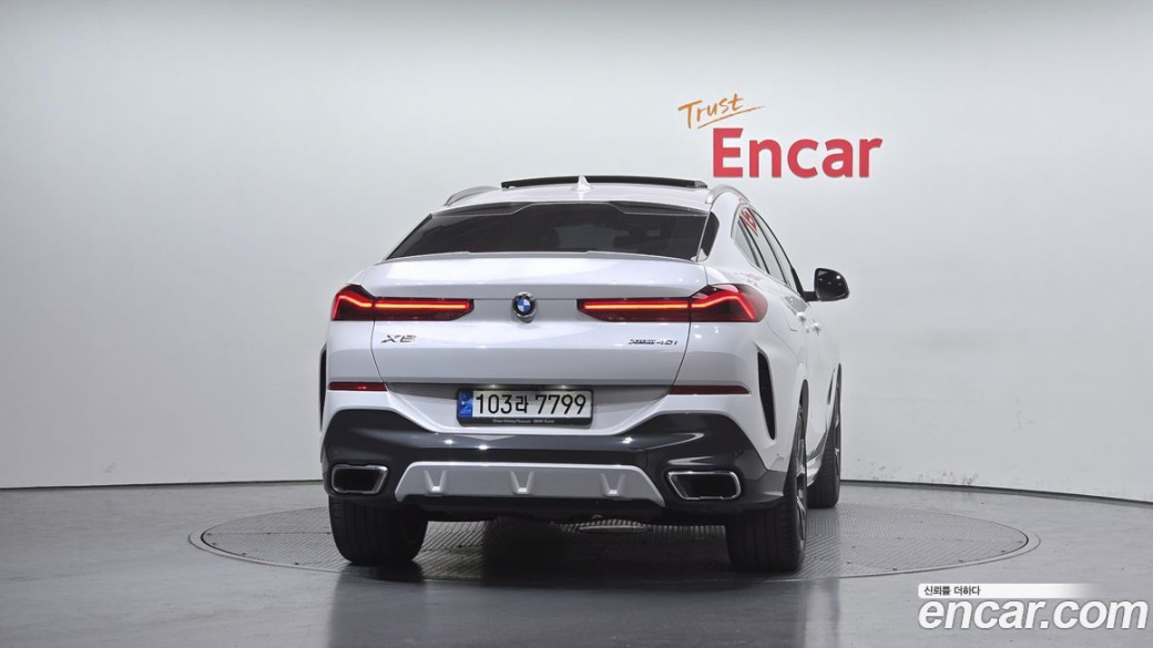 BMW X6 xDrive40i M Sport, 2022