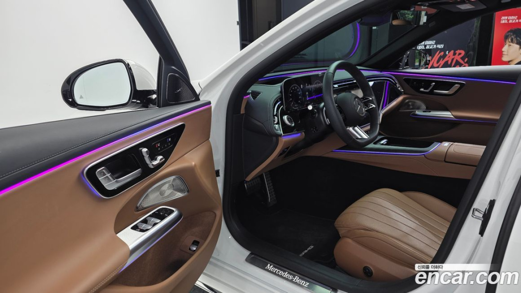 Mercedes-Benz E-Class E300 4MATIC AMG Line, 2025