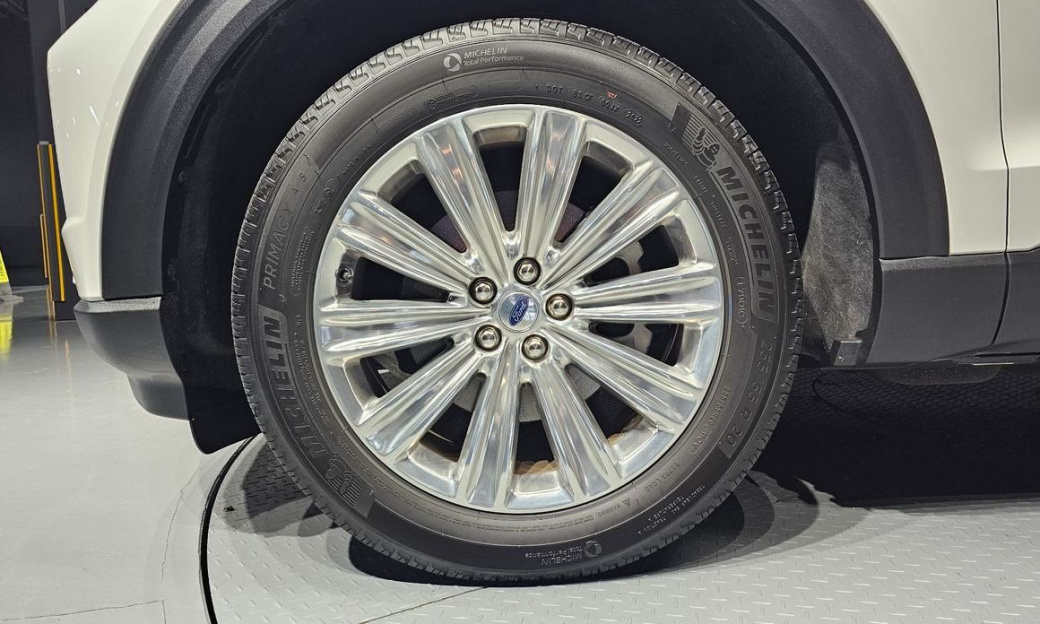 Ford Explorer 2.3 LimIted 4WD, 2022
