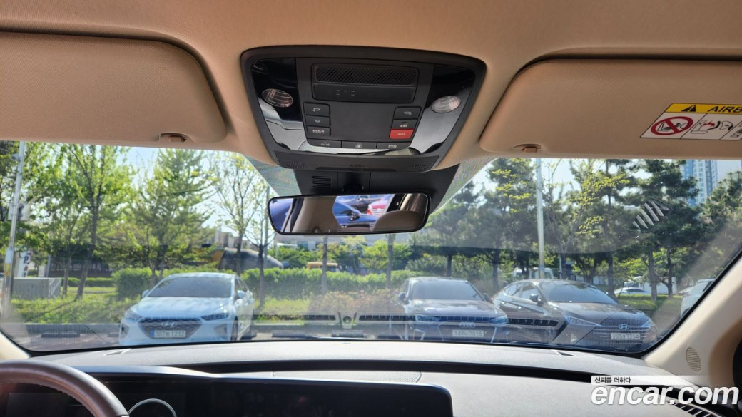 Kia Carnival 7-Seater Hi-Limousine, 2022