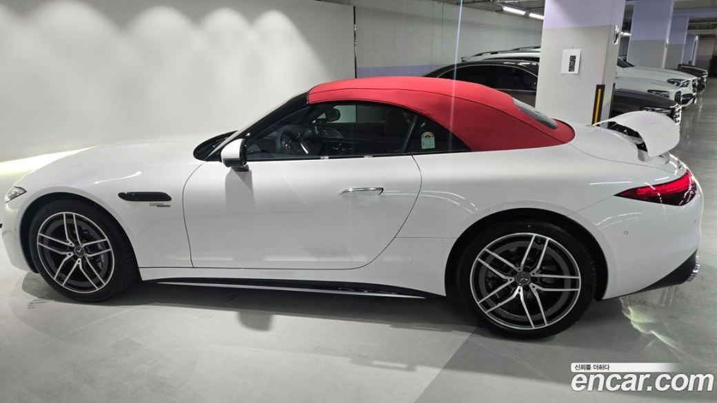 Mercedes-Benz SL-Class AMG SL43, 2025