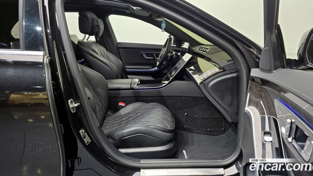 Mercedes-Benz S-Class S500L 4MATIC, 2023