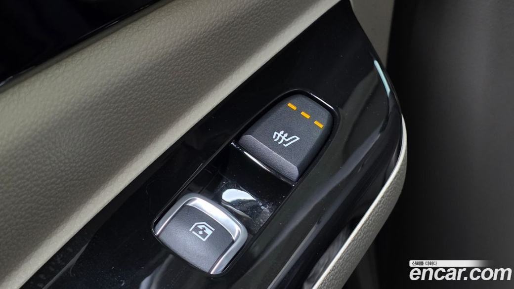 Kia Carnival 9-Seater Noblesse, 2023
