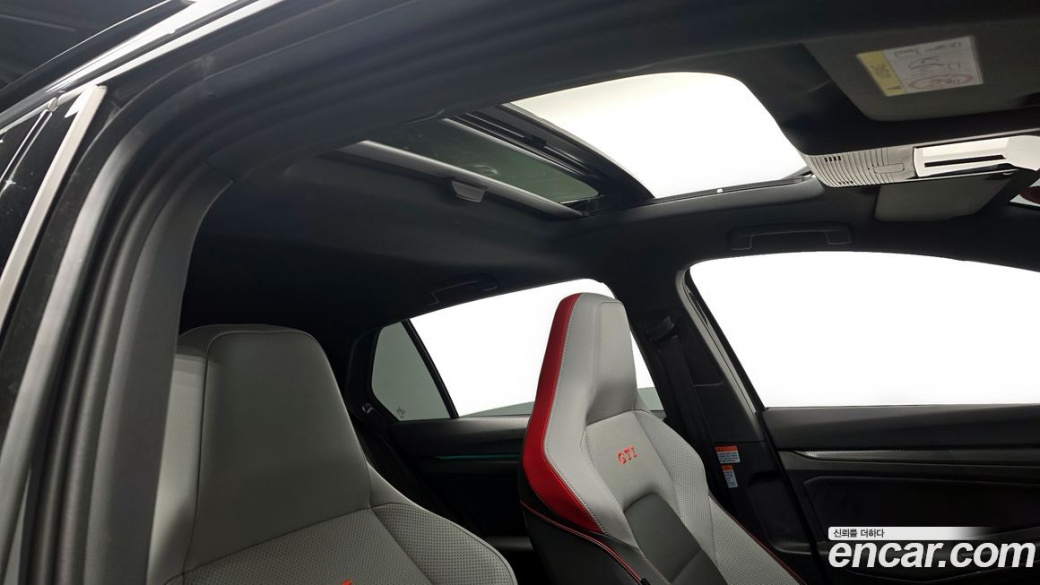 Volkswagen Golf 2.0 GTI, 2023