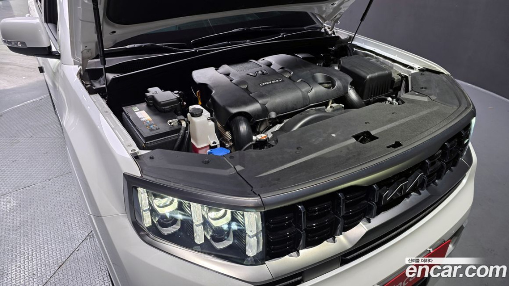 Kia Mohave Diesel 3.0 4WD 7-Seater, 2023