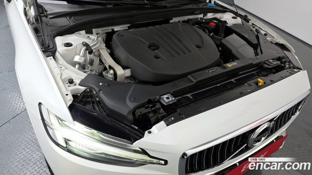 Volvo S60 B5 Inscription, 2022