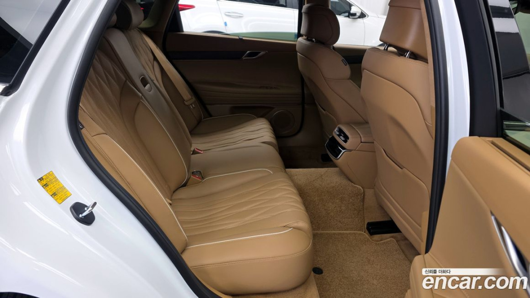 Genesis G80 Gasoline 2.5 Turbo 2WD, 2025