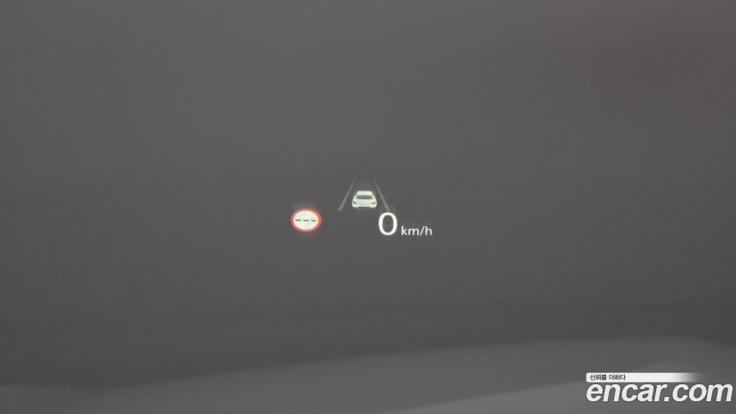 Genesis G70 Gasoline 2.5T 4WD, 2026