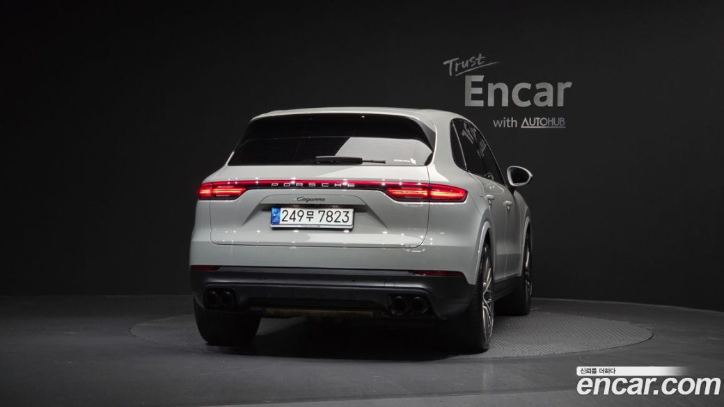 Porsche Cayenne 3.0 PLATINUM EDITION, 2023