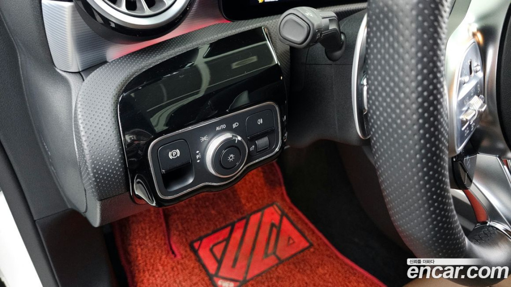 Mercedes-Benz A-Class AMG A35 4MATIC Sedan, 2022