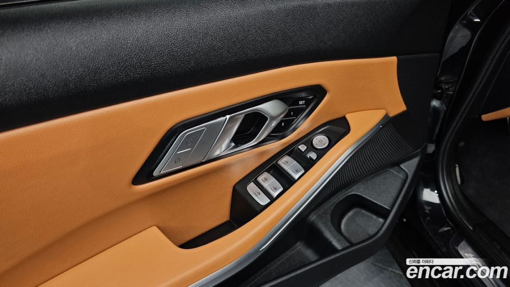 BMW 3-Series 320i M Sport, 2022